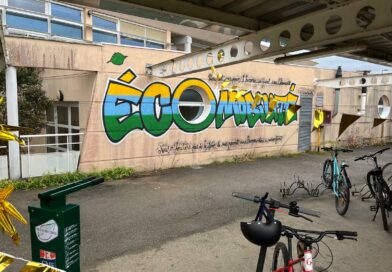 Enfin une borne de réparation de vélos au collège !